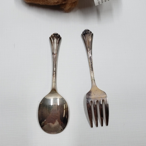 Oneida Community Silver Plate Baby Bear with Spoon and Fork in Box - Picture 5 of 11